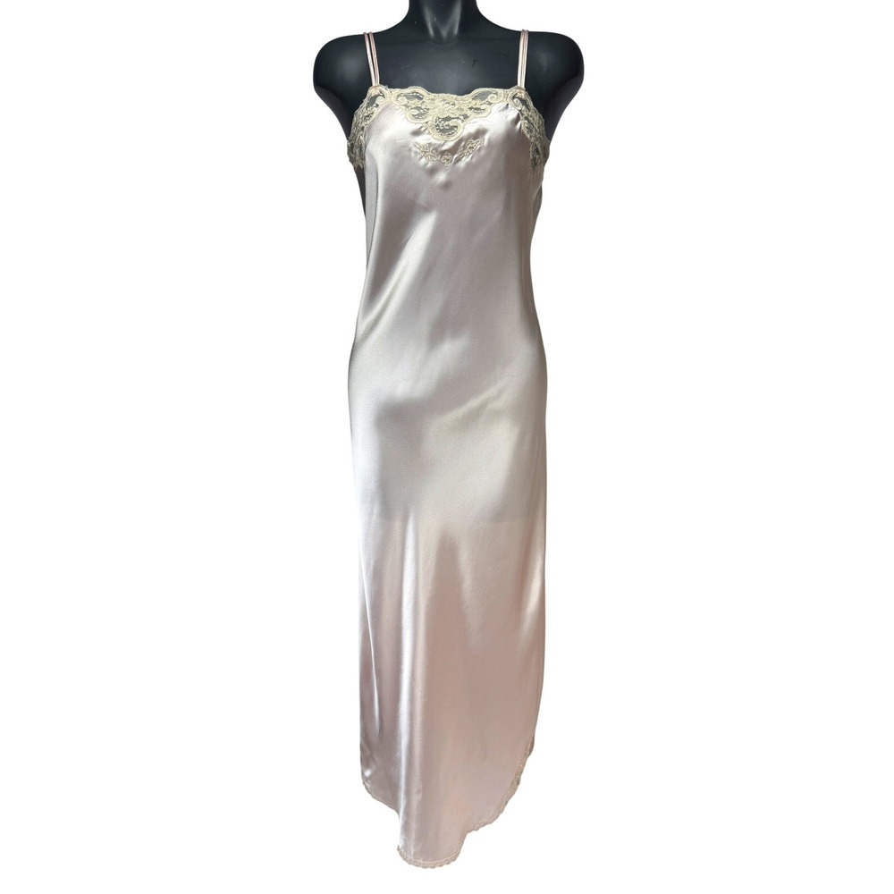 VANITY FAIR Eaton VTG Blush Pink Satin Lace Trim Maxi Nightgown Size‎ S